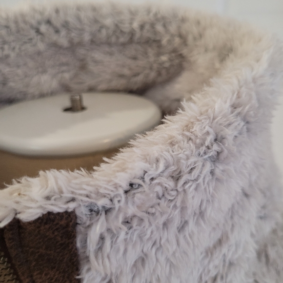 KÜHL 'FLIGHT' TM Vest. Size: S - Picture 6 of 16